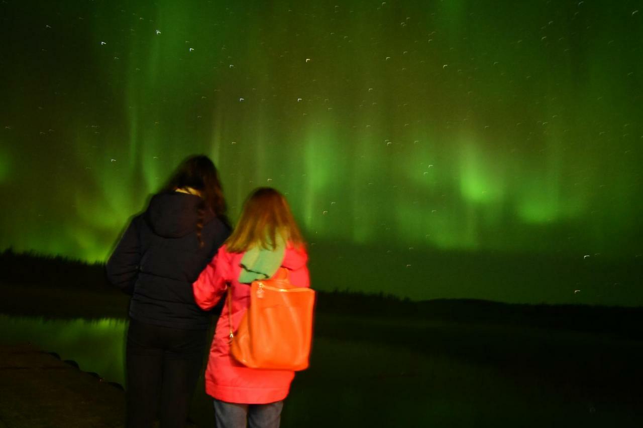 Aurora Guest House イエローナイフ エクステリア 写真
